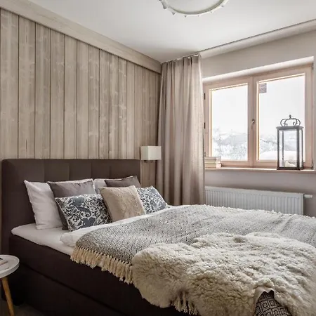 Przystanek Podhale- 1050 *